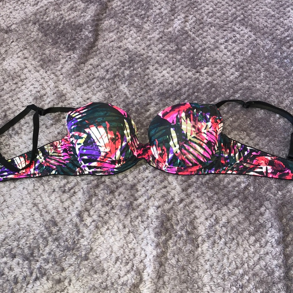 Pink bra 34B